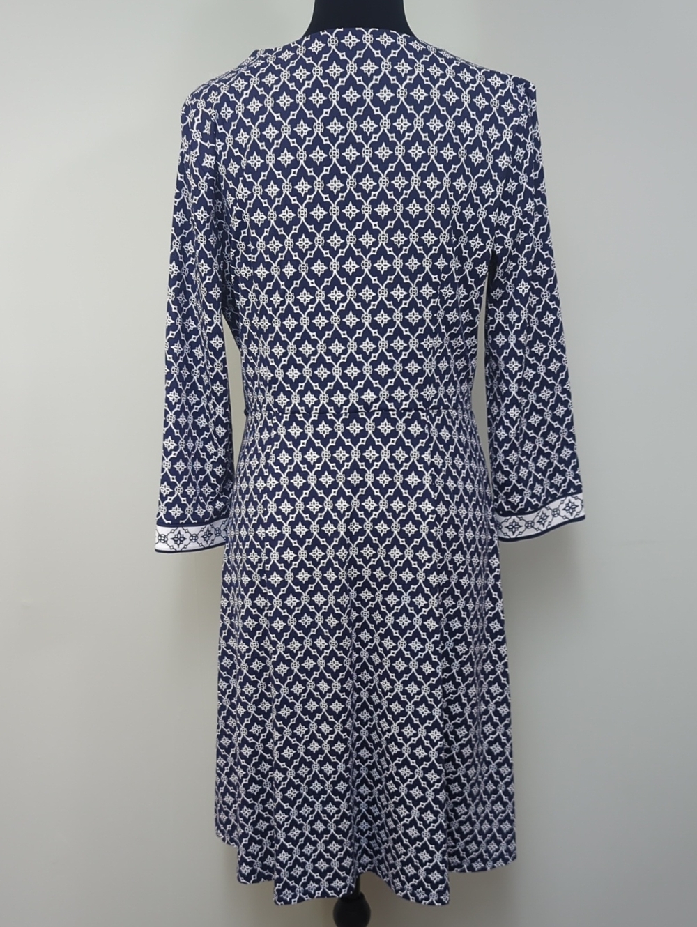 Talbots Navy White Faux Wrap Jersey Dress Size M Geometric Print - Picture 5 of 8
